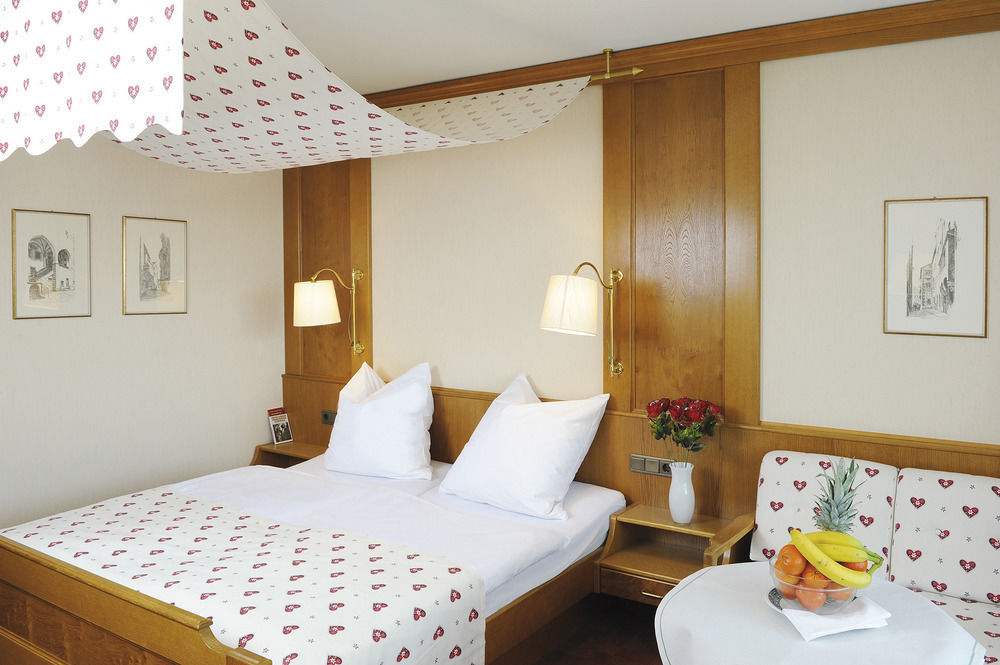 Hotel Bad Stebener Hof Екстериор снимка