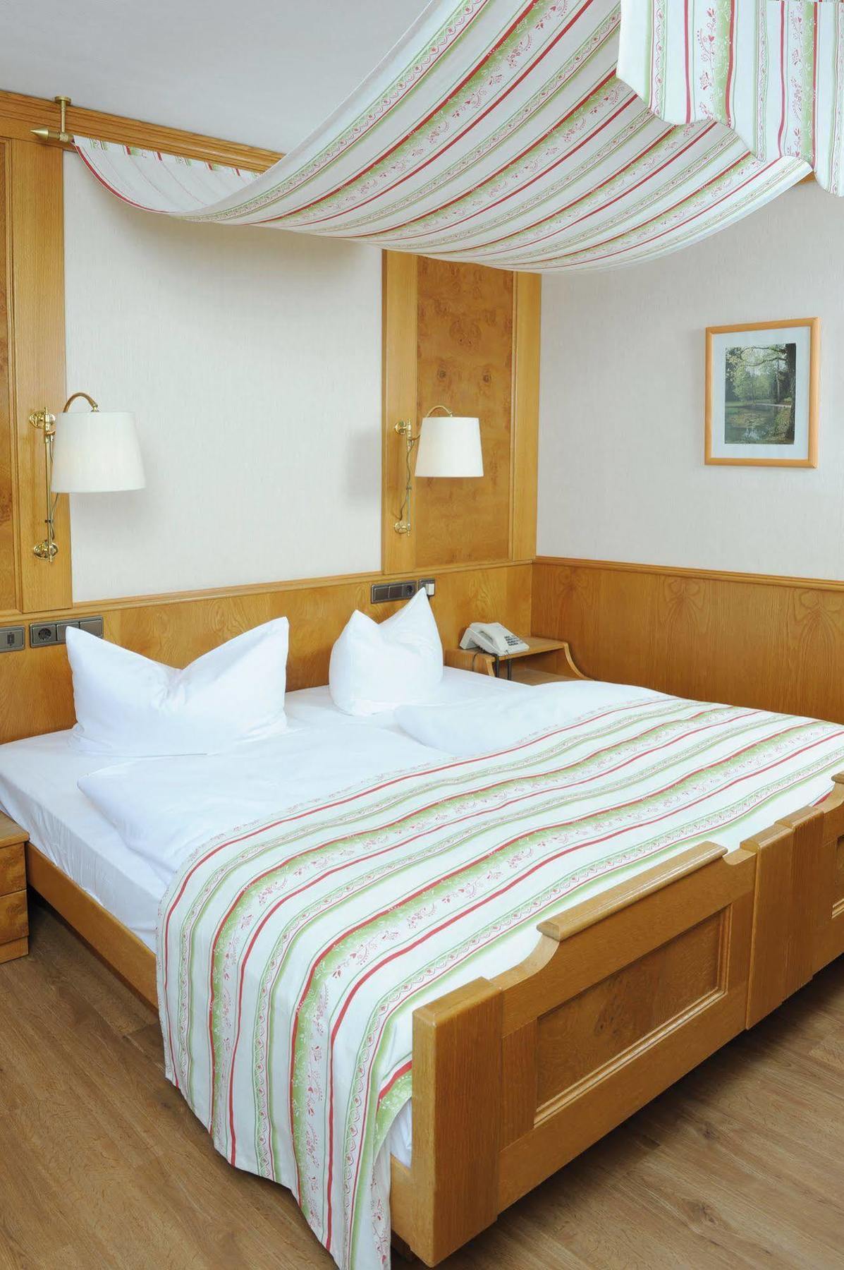 Hotel Bad Stebener Hof Екстериор снимка